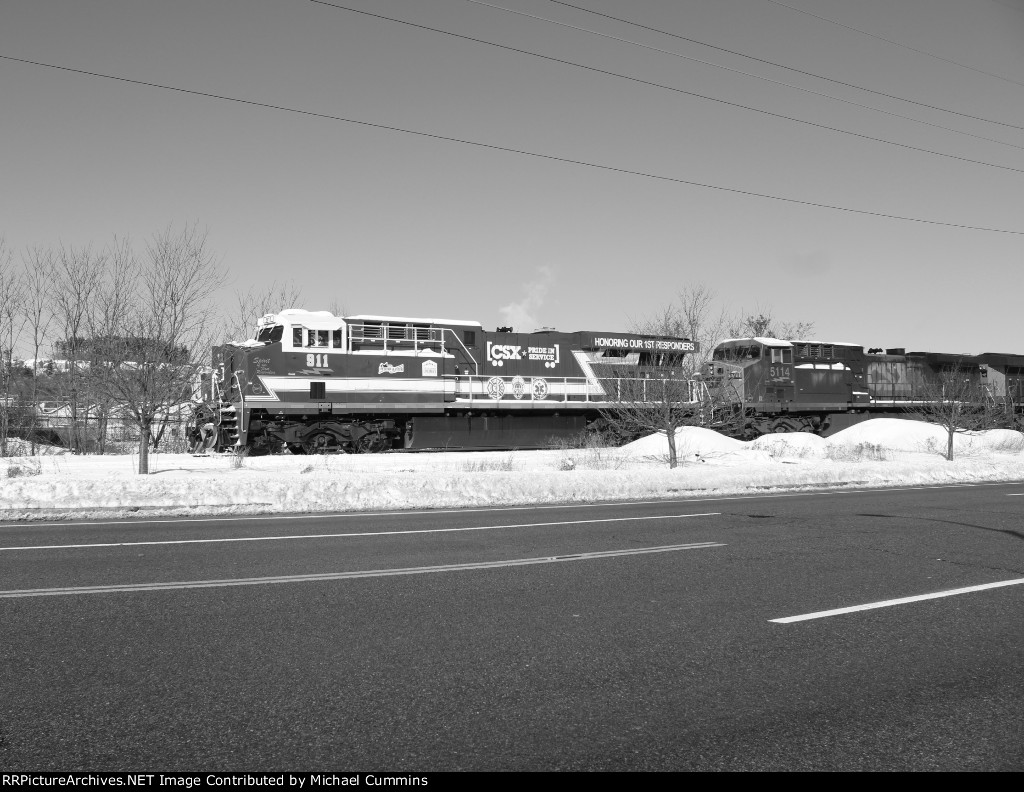 CSX 911 Black & White